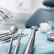 Instrumental para cirugía dental: qué elegir