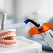 Cómo seleccionar lámpara de fotocurado dental